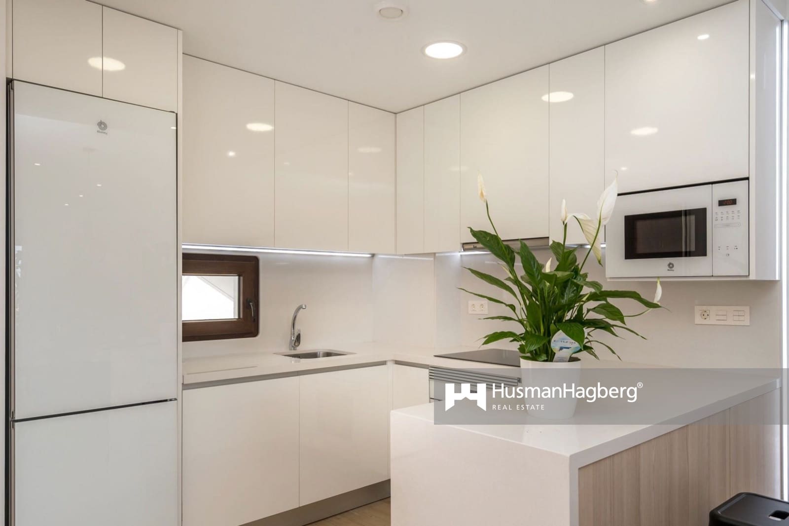 2 sovrum Lägenhet till salu i Benidorm med pool - 399 900 € (Ref: 9735032)