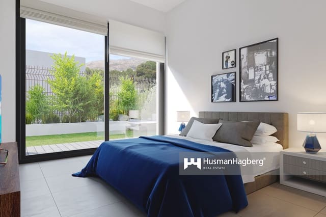 3 bedroom Villa for sale in Benidorm with pool - € 545,000 (Ref: 9735035)