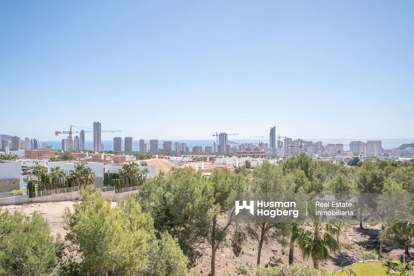 3 sovrum Lägenhet till salu i Benidorm med pool - 450 000 € (Ref: 9737785)