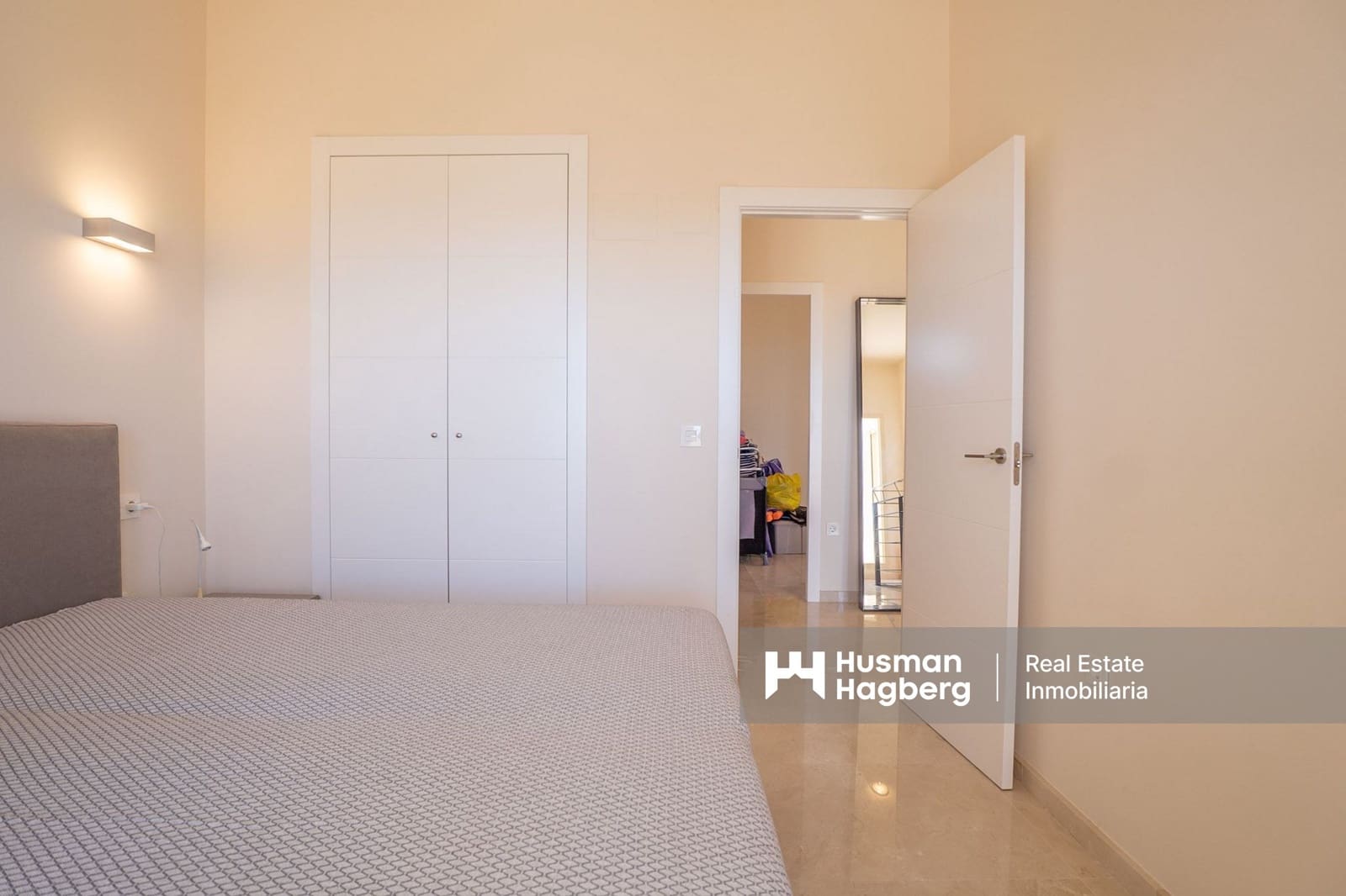 3 sovrum Lägenhet till salu i Benidorm med pool - 450 000 € (Ref: 9737785)