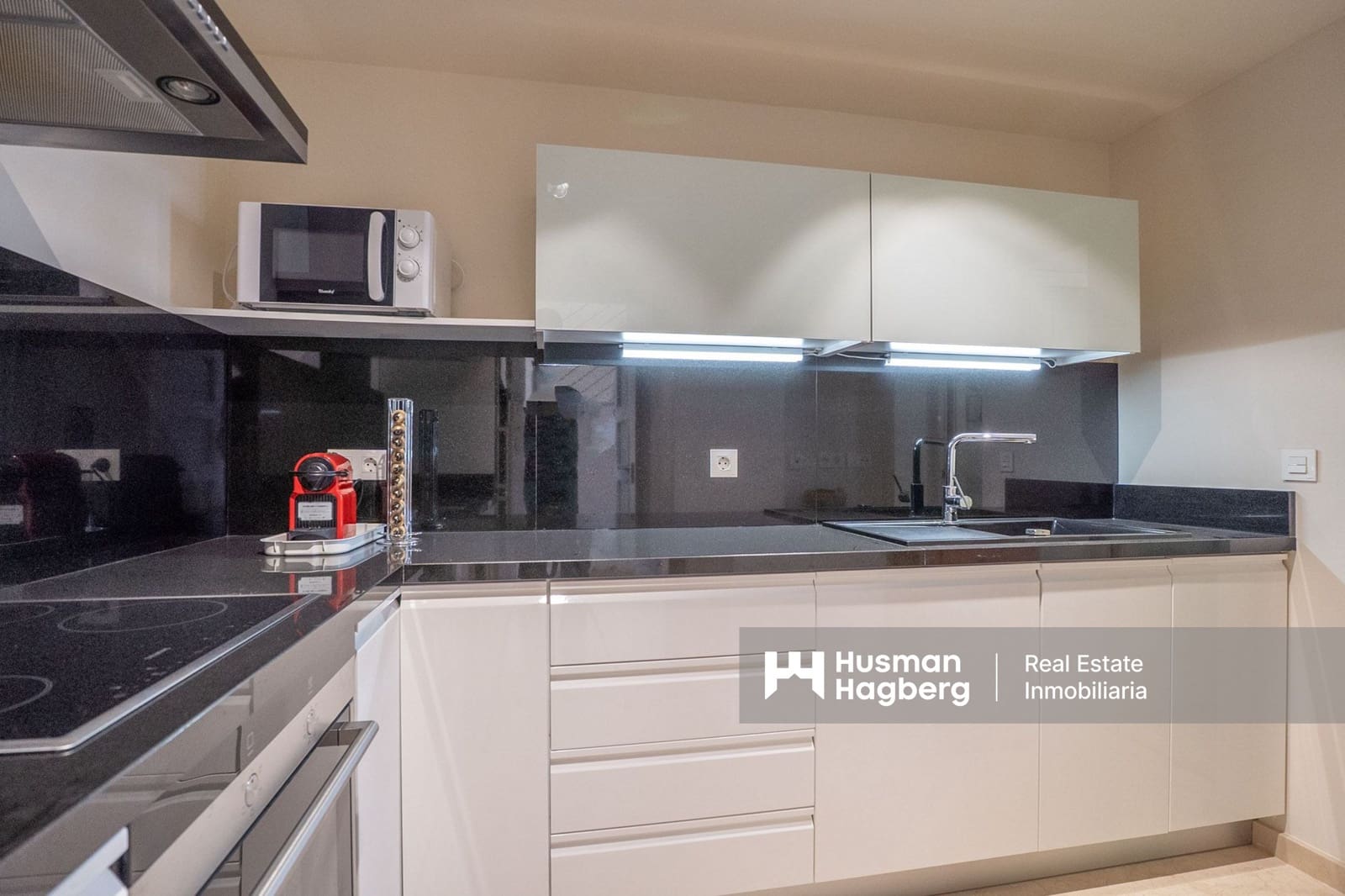 3 sovrum Lägenhet till salu i Benidorm med pool - 450 000 € (Ref: 9737785)