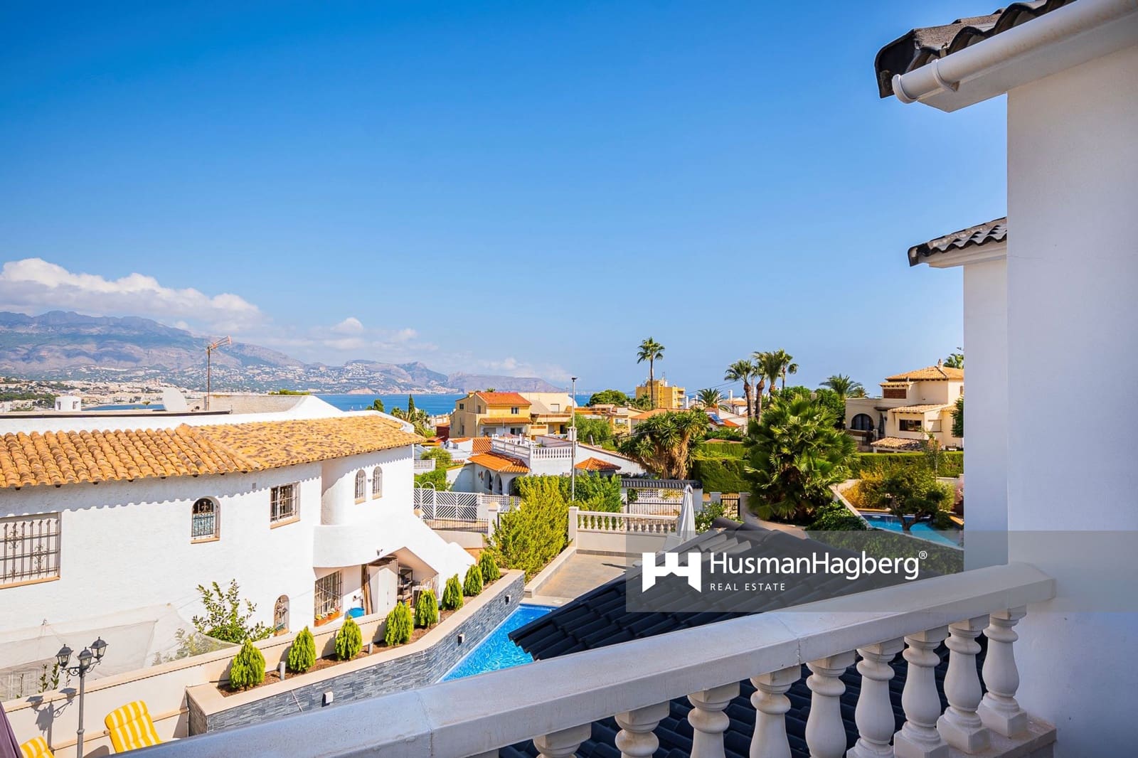 Chalet de 3 habitaciones en Albir en venta con piscina - 1.349.000 € (Ref: 9737796)