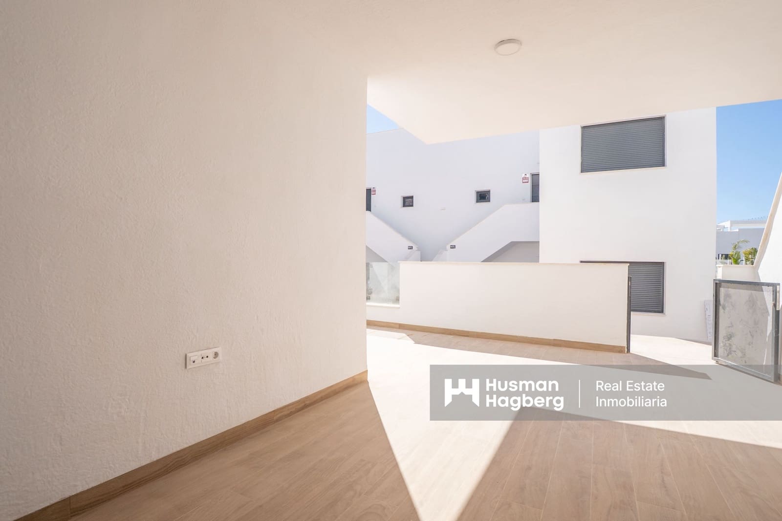 2 sypialnia Apartament na sprzedaż w Benidorm z basenem - 330 000 € (Ref: 9737801)