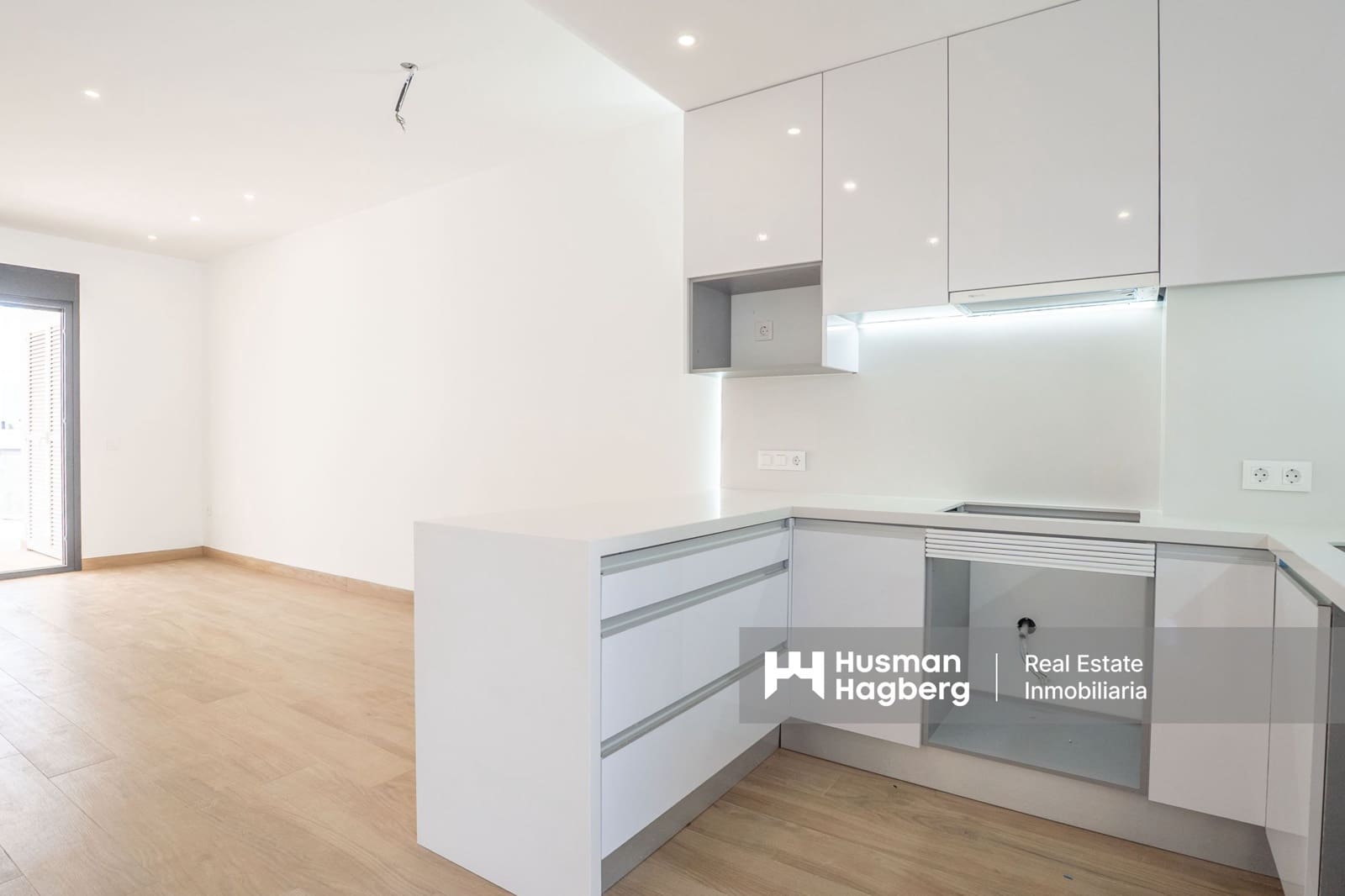 2 sypialnia Apartament na sprzedaż w Benidorm z basenem - 330 000 € (Ref: 9737801)