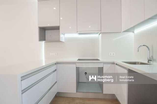 2 sypialnia Apartament na sprzedaż w Benidorm z basenem - 330 000 € (Ref: 9737801)