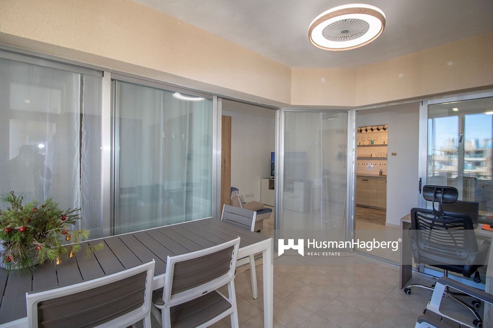 2 bedroom Apartment for sale in La Villajoyosa / Vila Joiosa with pool - € 265,000 (Ref: 9741458)