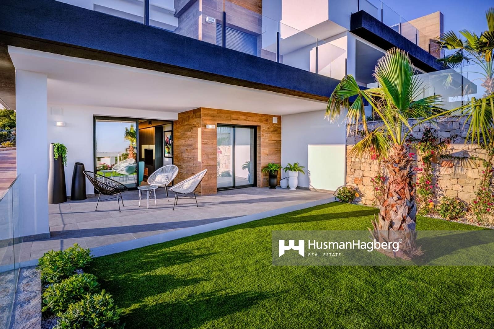 3 bedroom Apartment for sale in Cumbre del Sol with pool - € 408,000 (Ref: 9741461)