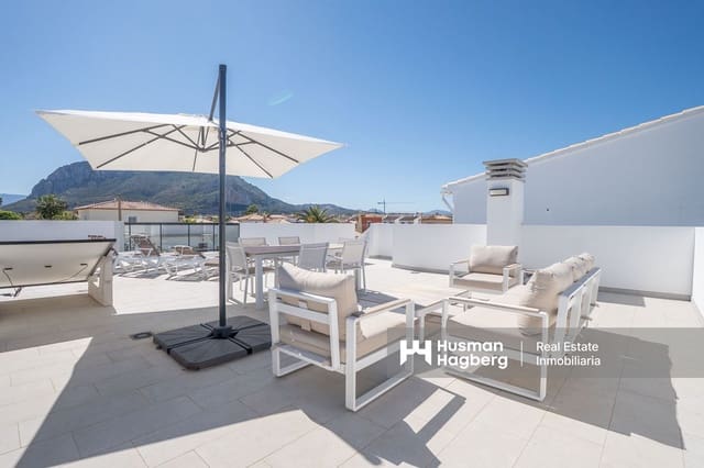 3 soveværelse Byhus til salg i Dénia med swimmingpool - € 429.000 (Ref: 9746814)