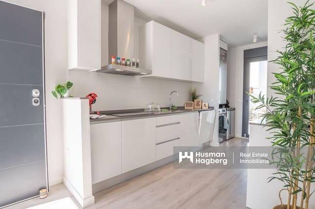 3 soveværelse Byhus til salg i Dénia med swimmingpool - € 429.000 (Ref: 9746814)