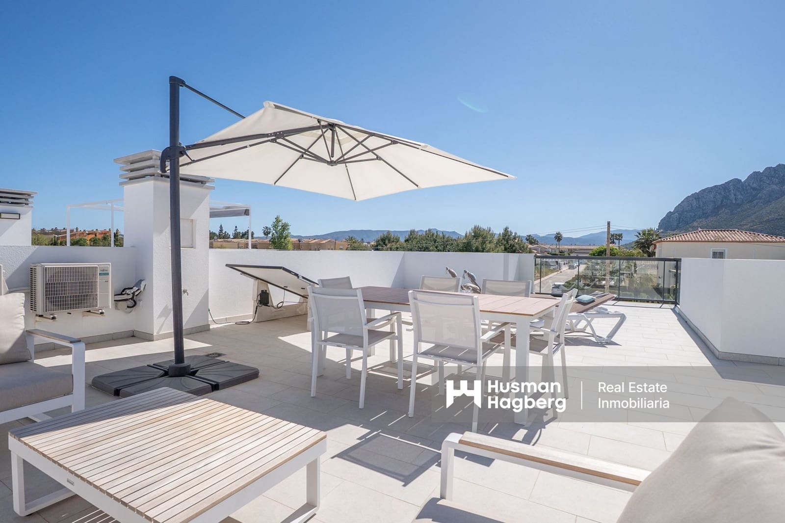 3 soveværelse Byhus til salg i Denia med swimmingpool - € 429.000 (Ref: 9746814)