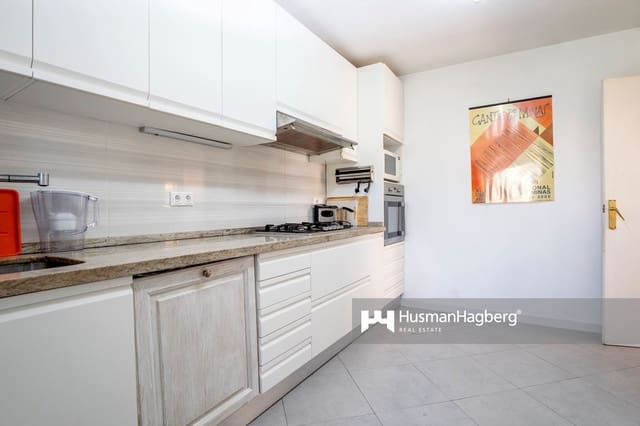 6 makuuhuone Huvila myytävänä paikassa Alicante kaupunki - 590 000 € (Ref: 9751529)