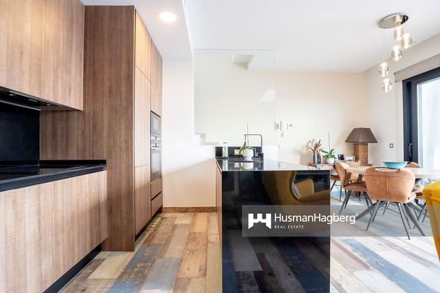 3 chambre Villa/Maison à vendre à Benidorm avec piscine - 585 000 € (Ref: 9751537)