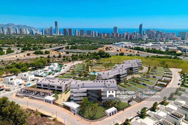 2 soveværelse Villa til salg i Benidorm med swimmingpool - € 440.000 (Ref: 9755194)