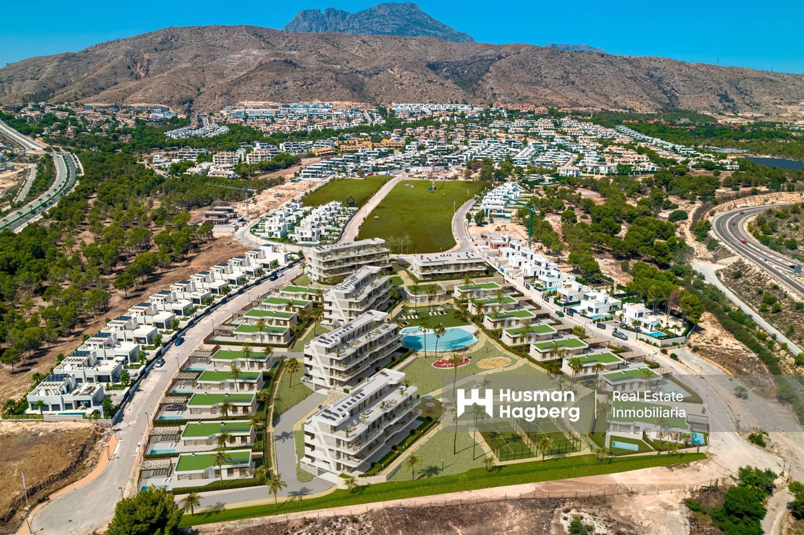 2 soverom Villa til salgs i Benidorm med svømmebasseng - € 440 000 (Ref: 9755194)