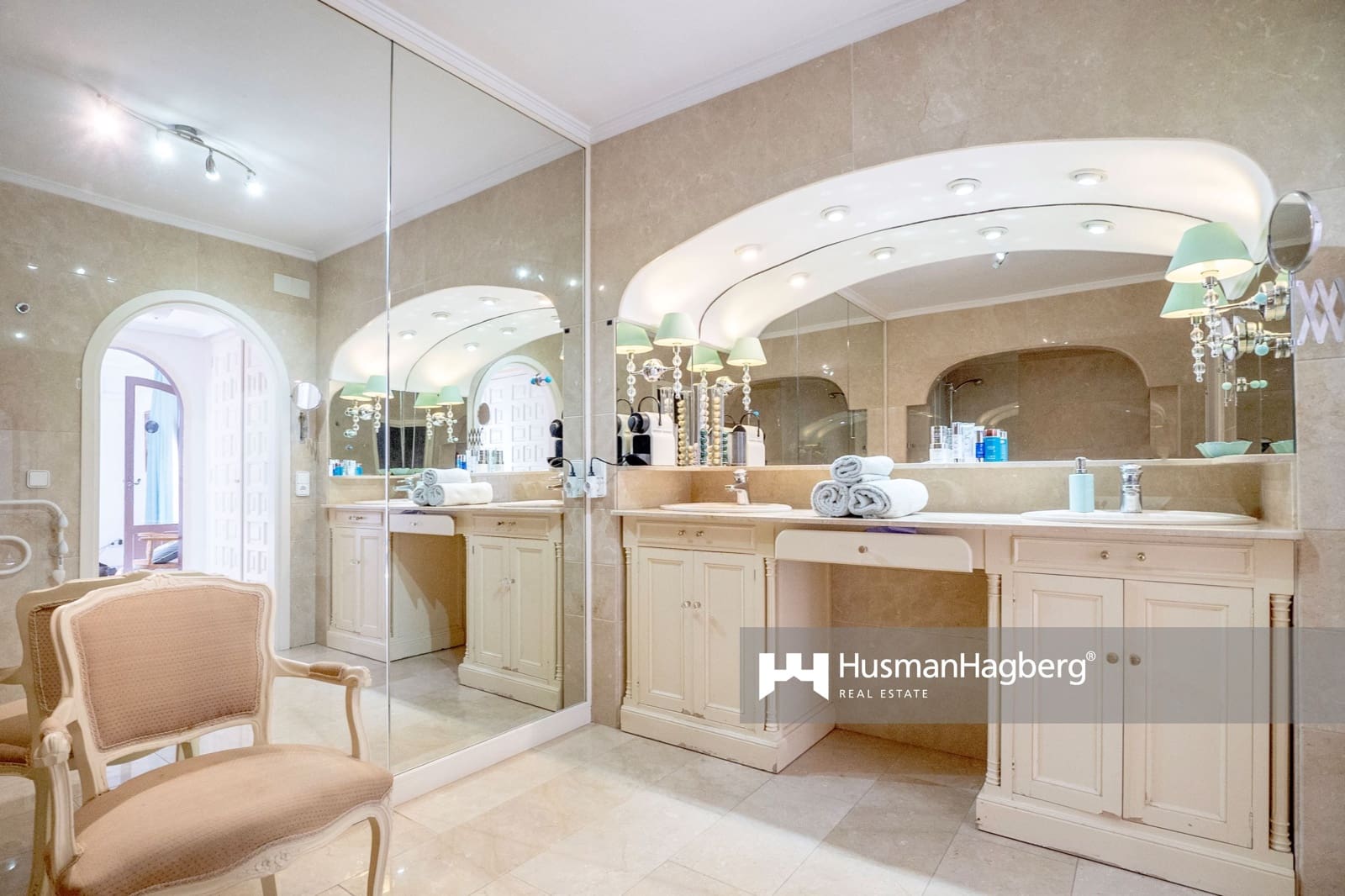 6 soveværelse Villa til salg i La Villajoyosa / Vila Joiosa med swimmingpool - € 1.495.000 (Ref: 9755206)