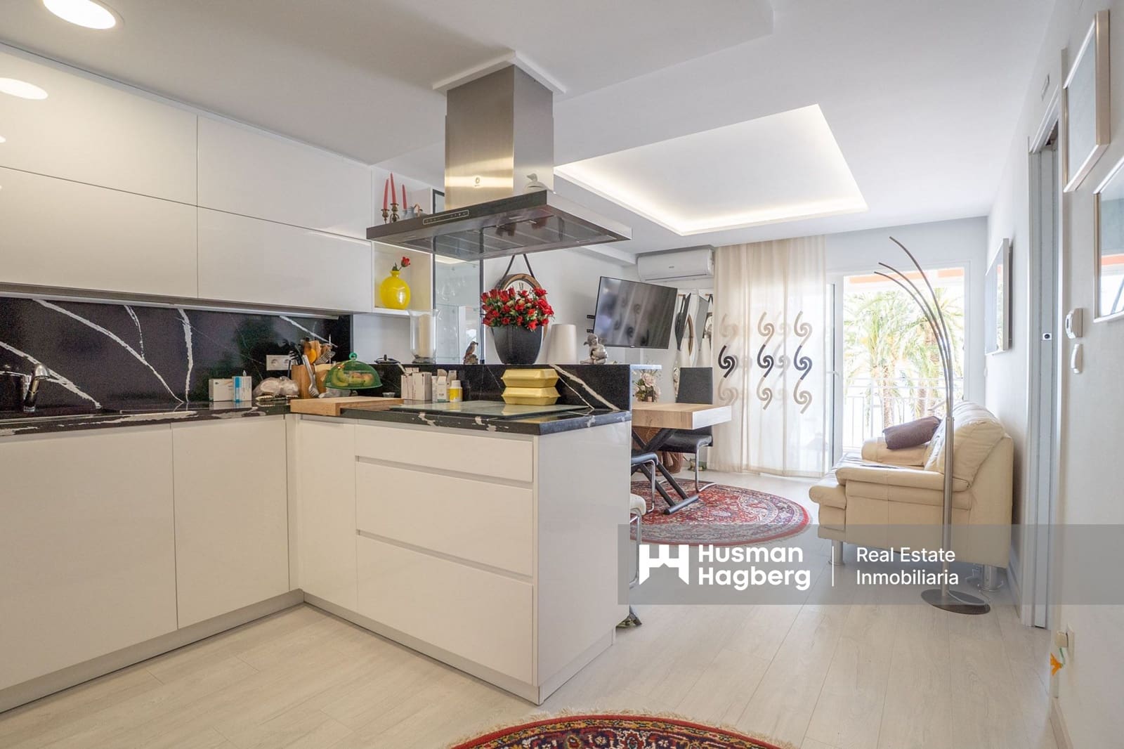 2 bedroom Apartment for sale in Altea - € 380,000 (Ref: 9764938)