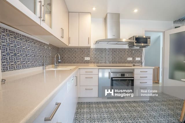 4 soverom Villa til salgs i Benidorm med svømmebasseng - € 950 000 (Ref: 9764954)