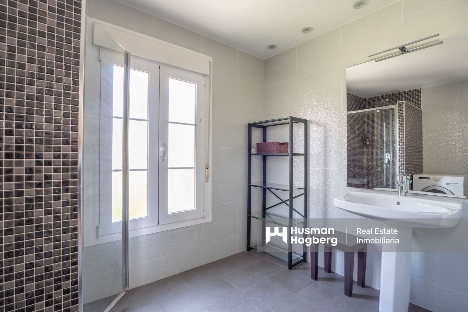 4 bedroom Villa for sale in Benidorm with pool - € 950,000 (Ref: 9764954)