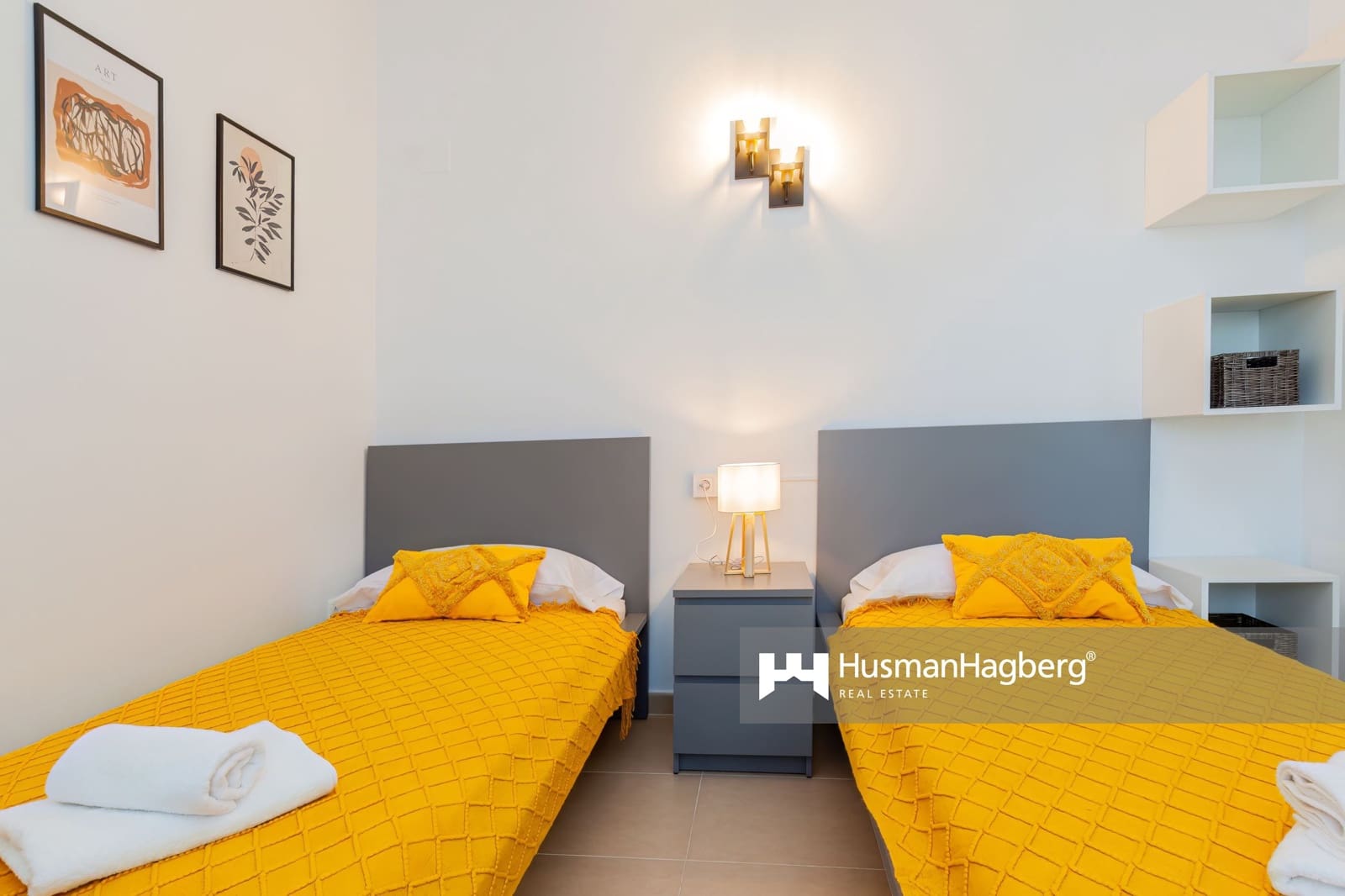 2 bedroom Apartment for sale in La Villajoyosa / Vila Joiosa with pool - € 305,000 (Ref: 9770213)