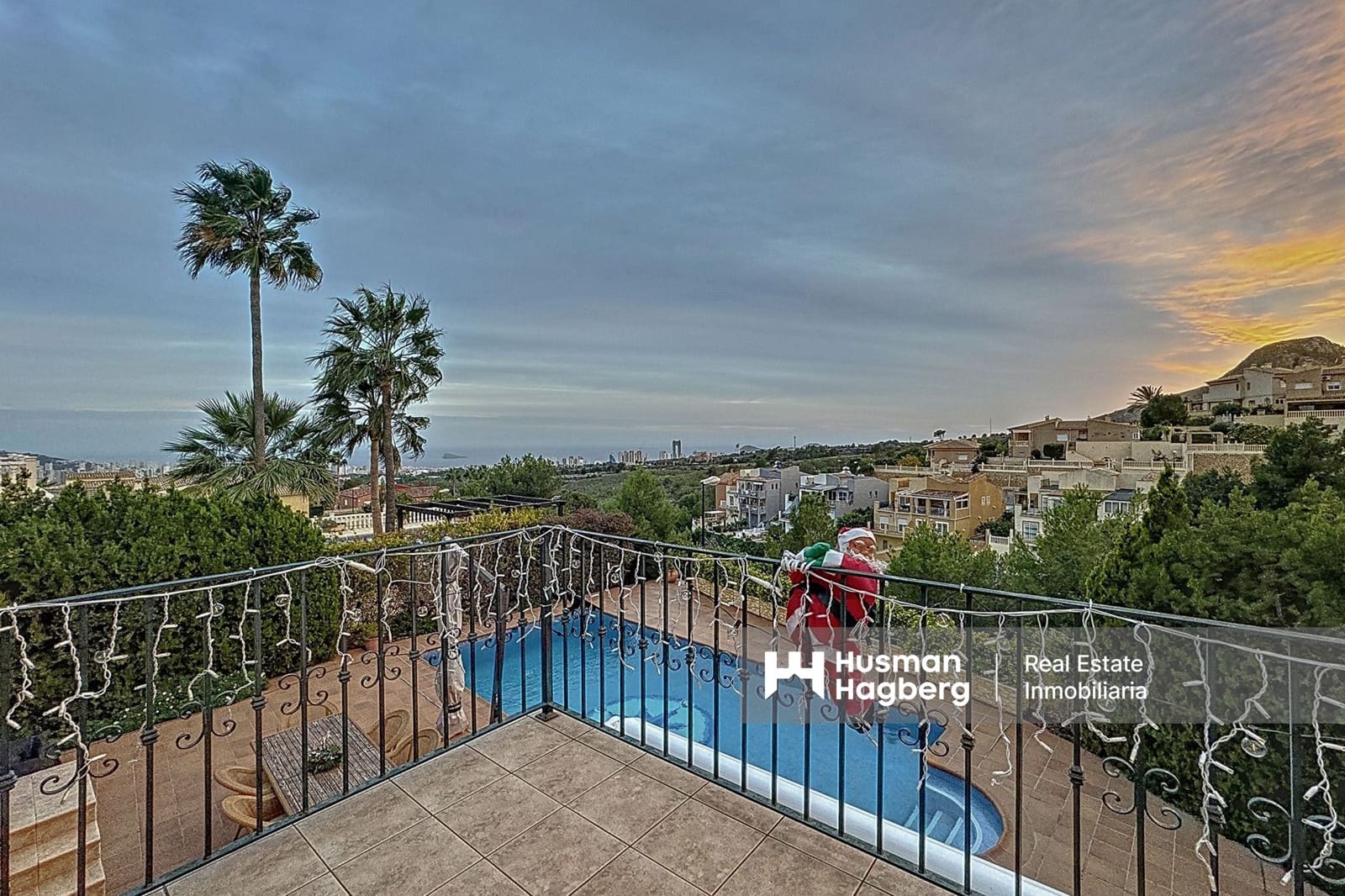 4 sovrum Villa till salu i La Nucia med pool - 765 000 € (Ref: 9772611)