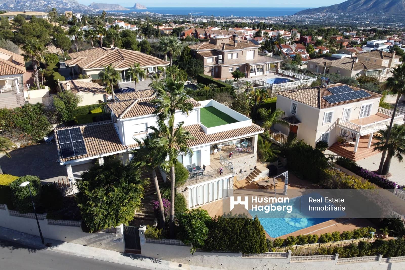 4 sovrum Villa till salu i La Nucia med pool - 765 000 € (Ref: 9772611)