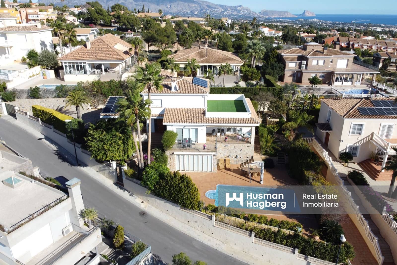 4 sovrum Villa till salu i La Nucia med pool - 765 000 € (Ref: 9772611)