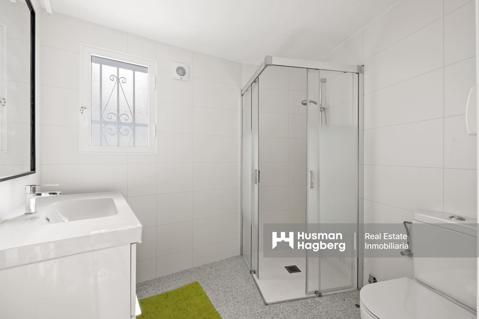 5 makuuhuone Huvila myytävänä paikassa Alfaz del Pi / L'Alfas del Pi mukana uima-altaan - 1 350 000 € (Ref: 9772626)