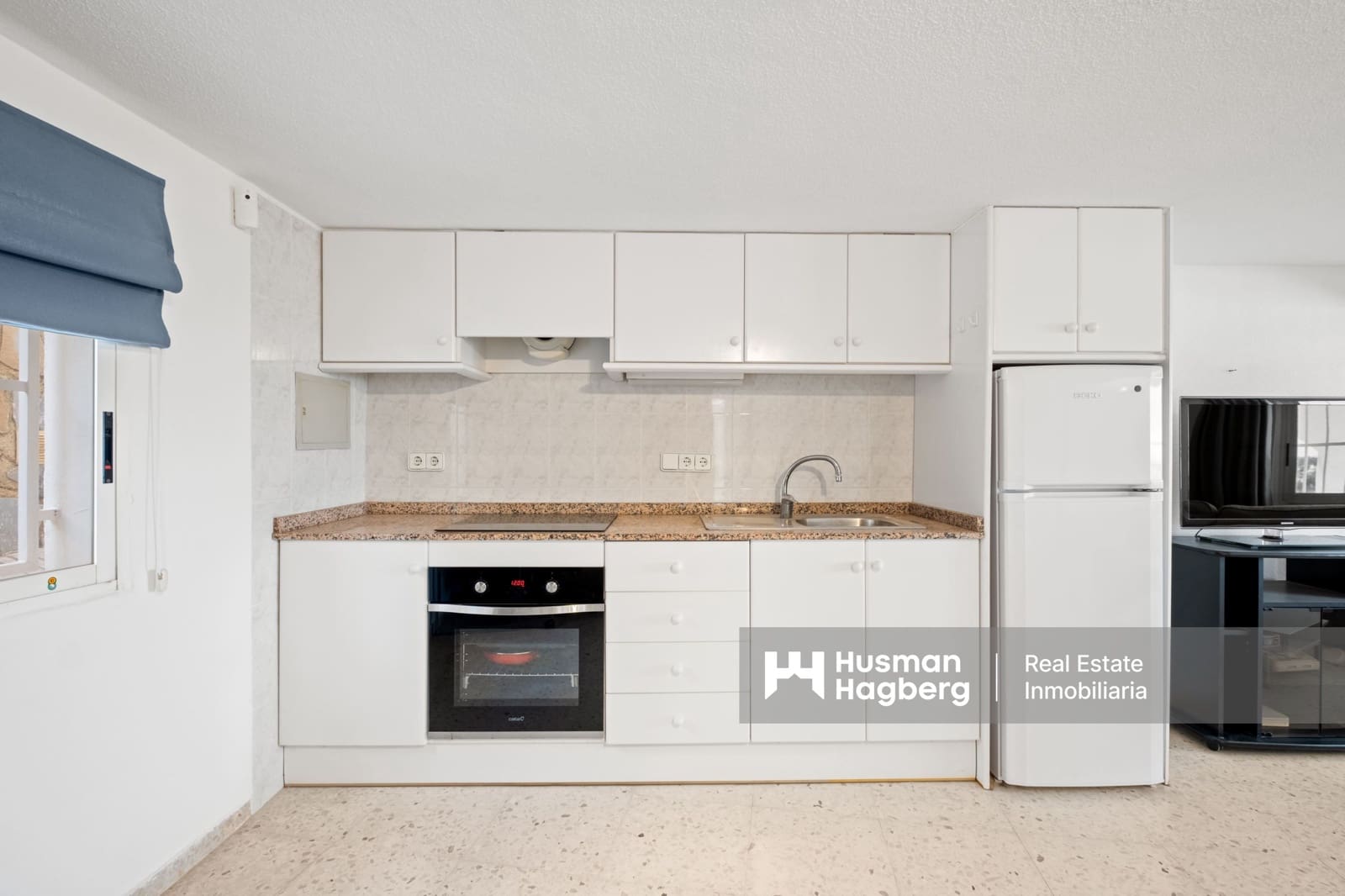 5 makuuhuone Huvila myytävänä paikassa Alfaz del Pi / L'Alfas del Pi mukana uima-altaan - 1 350 000 € (Ref: 9772626)