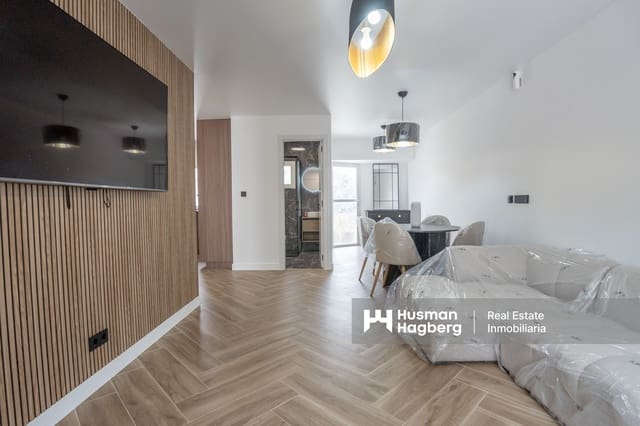 4 soveværelse Villa til salg i La Nucia med swimmingpool - € 395.000 (Ref: 9777552)