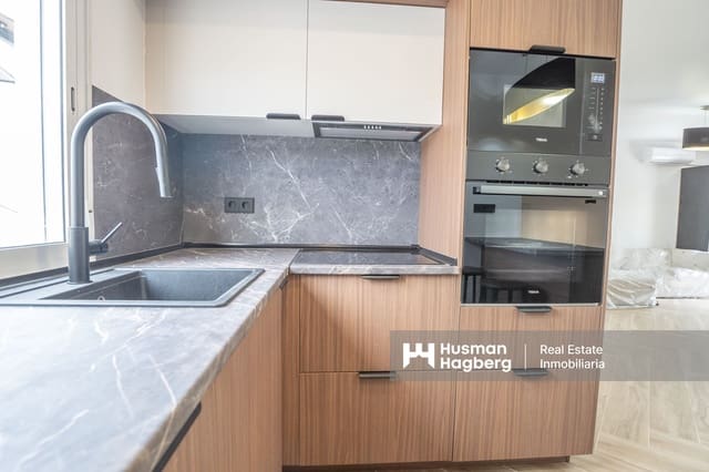 4 soveværelse Villa til salg i La Nucia med swimmingpool - € 395.000 (Ref: 9777552)