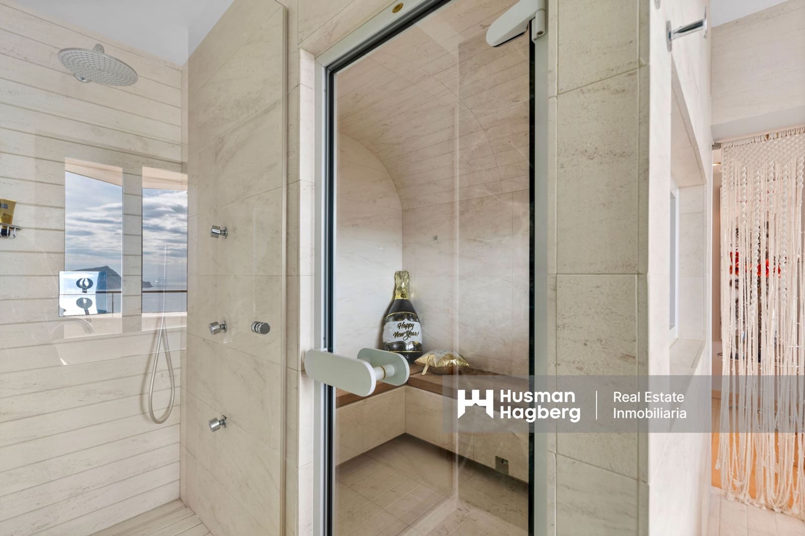 4 bedroom Apartment for sale in Altea with pool - € 900,000 (Ref: 9777562)