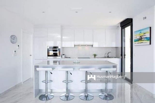 4 soveværelse Villa til salg i Dénia med swimmingpool - € 795.000 (Ref: 9800989)