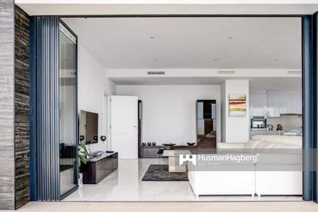 4 soveværelse Villa til salg i Dénia med swimmingpool - € 795.000 (Ref: 9800989)