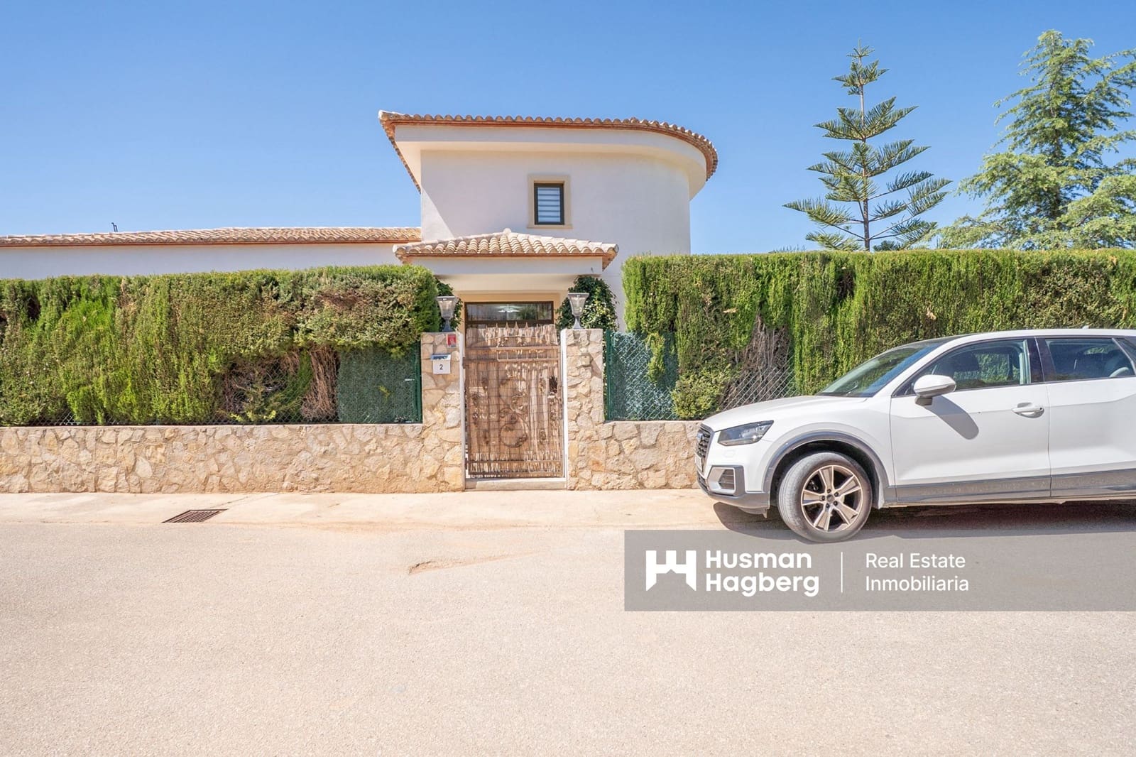 5 soveværelse Villa til salg i Denia med swimmingpool - € 650.000 (Ref: 9800999)