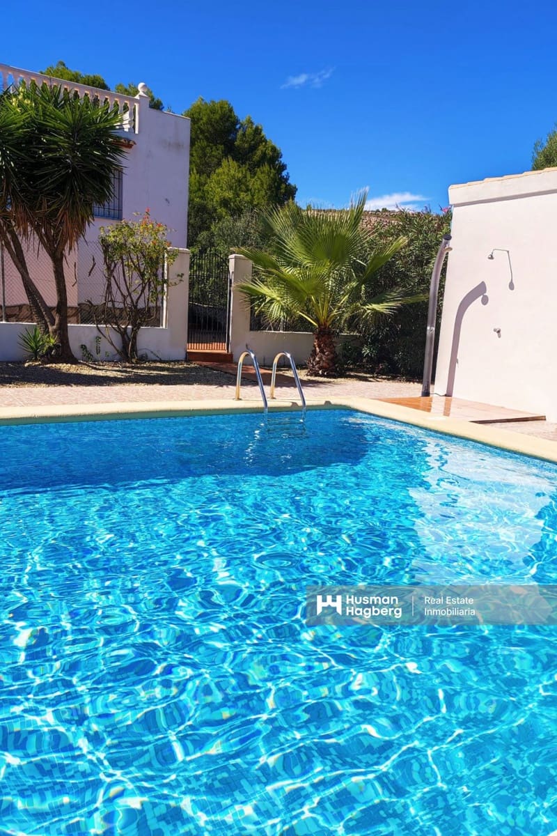 2 soverom Hus til salgs i Denia med svømmebasseng - € 219 000 (Ref: 9801000)