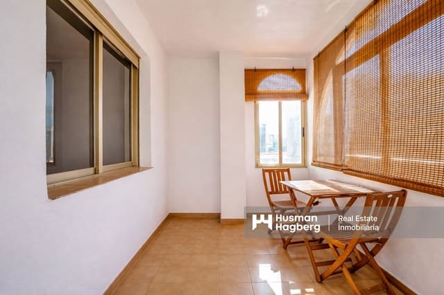 Apartamento de 2 habitaciones en Levante - Playa Fossa, Calpe / Calp en venta con piscina - 225.000 € (Ref: 9801001)
