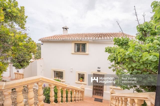 Chalet de 5 habitaciones en Cap Martí - El Tossalet - Pinomar, Javea / Xàbia en venta - 630.000 € (Ref: 9807478)