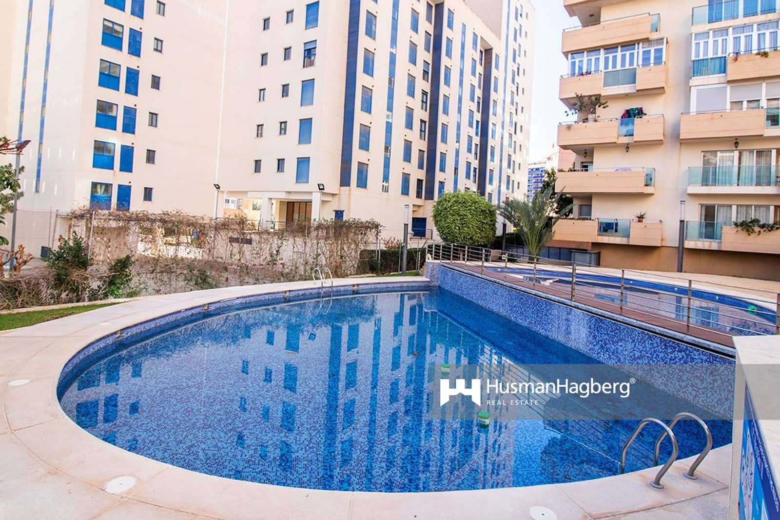 2 Zimmer Apartment zu verkaufen in La Villajoyosa / Vila Joiosa mit Pool - 265.000 € (Ref: 9807492)