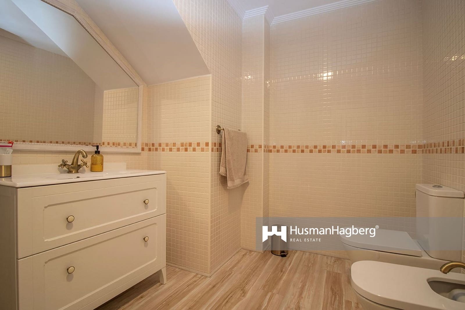 3 makuuhuone Huoneisto myytävänä paikassa La Villajoyosa / Vila Joiosa mukana uima-altaan - 876 000 € (Ref: 9807493)