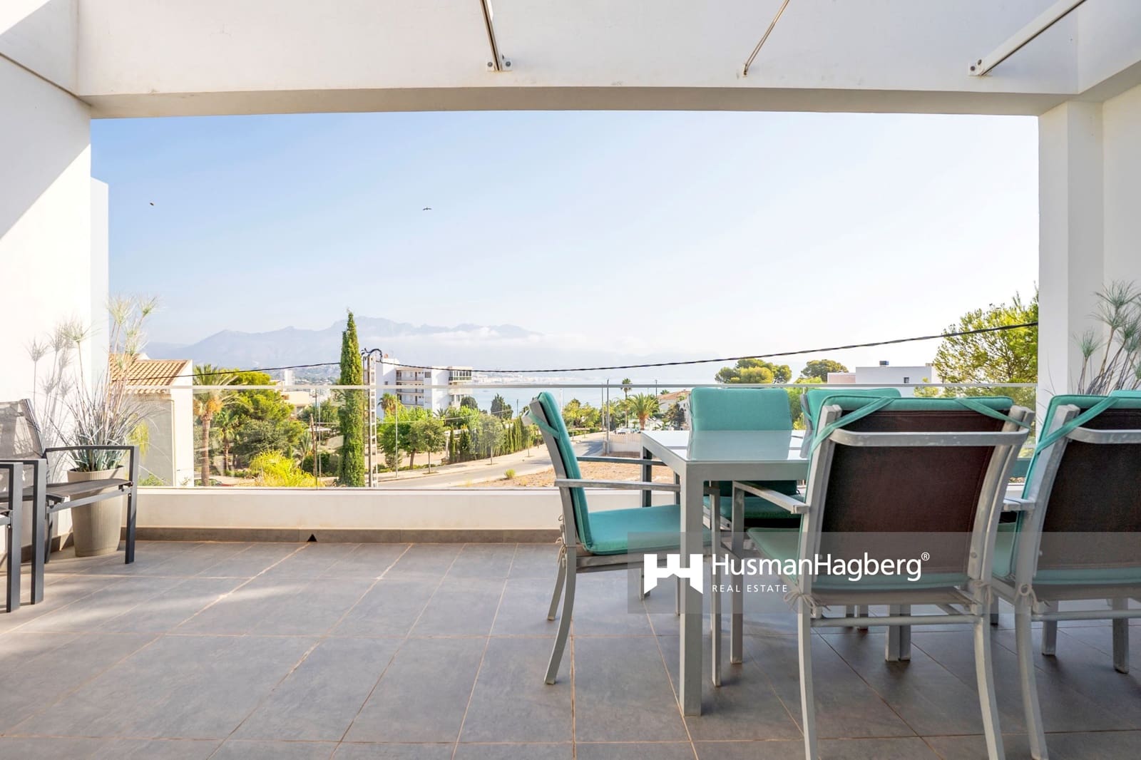 4 bedroom Townhouse for sale in Albir with pool - € 750,000 (Ref: 9814149)