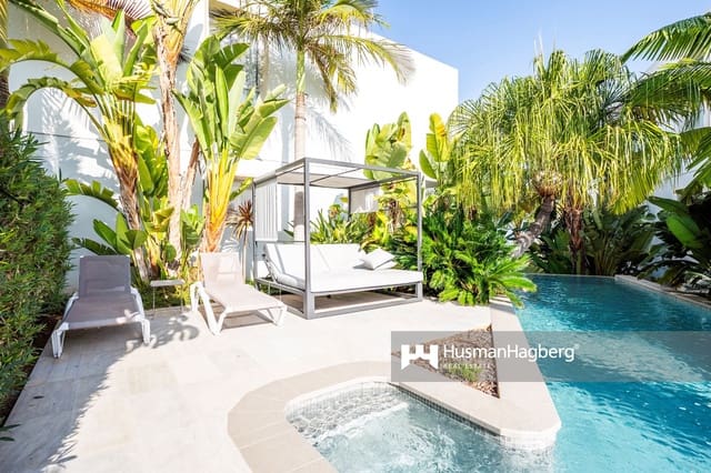 4 chambre Maison de Ville à vendre à Albir, Alfaz del Pi / L'Alfàs del Pi avec piscine - 760 000 € (Ref: 9815409)