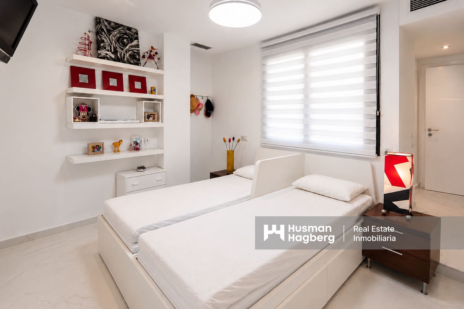 Chalet de 2 habitaciones en Dénia en venta con piscina - 405.000 € (Ref: 9821875)