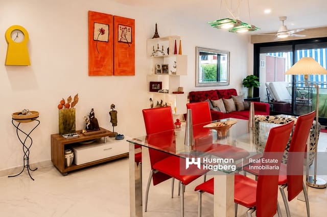 Chalet de 2 habitaciones en Dénia en venta con piscina - 405.000 € (Ref: 9821875)