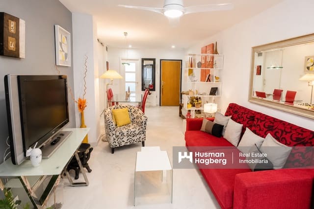 Chalet de 2 habitaciones en Dénia en venta con piscina - 405.000 € (Ref: 9821875)