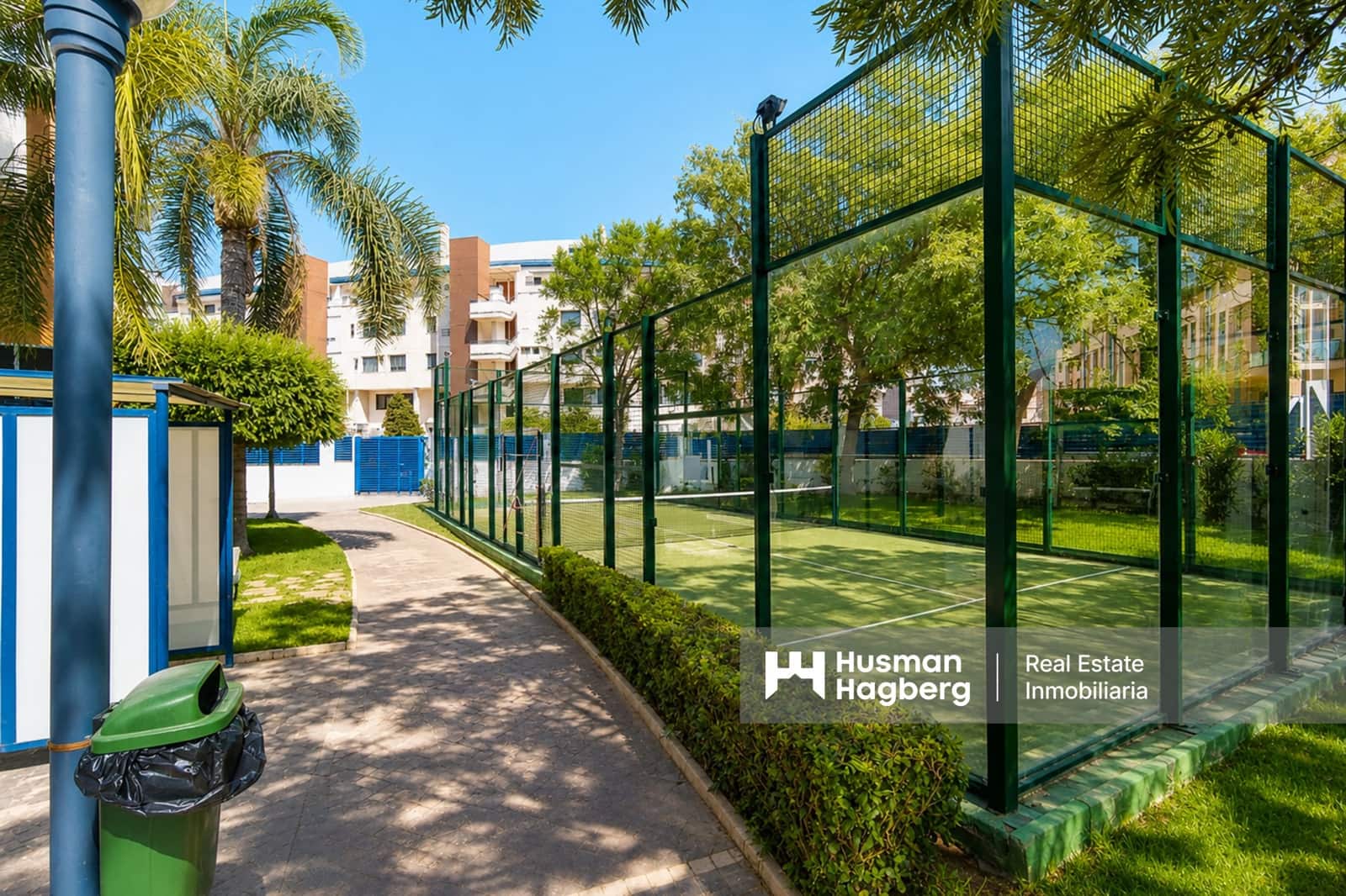 Chalet de 2 habitaciones en Dénia en venta con piscina - 405.000 € (Ref: 9821875)