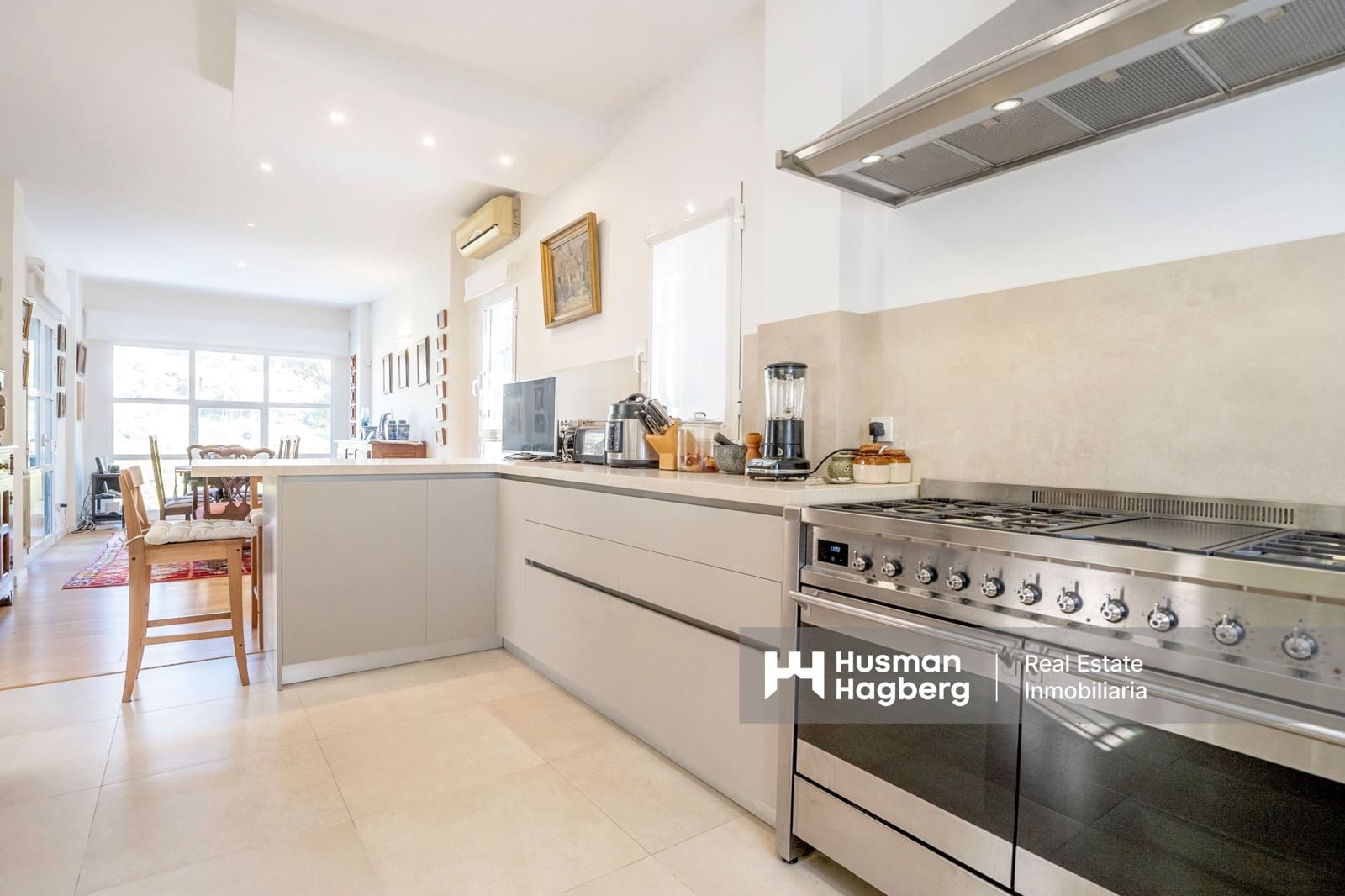 4 soveværelse Villa til salg i Altea med swimmingpool - € 1.295.000 (Ref: 9828195)