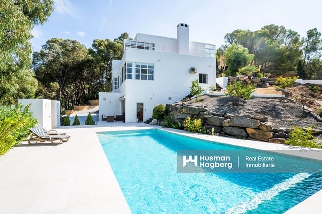4 soveværelse Villa til salg i Altea la Vella, Altea med swimmingpool - € 1.295.000 (Ref: 9828195)