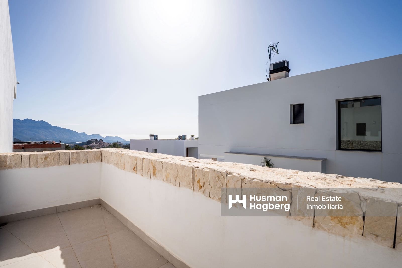 3 bedroom Villa for sale in Polop with pool - € 795,000 (Ref: 9830509)
