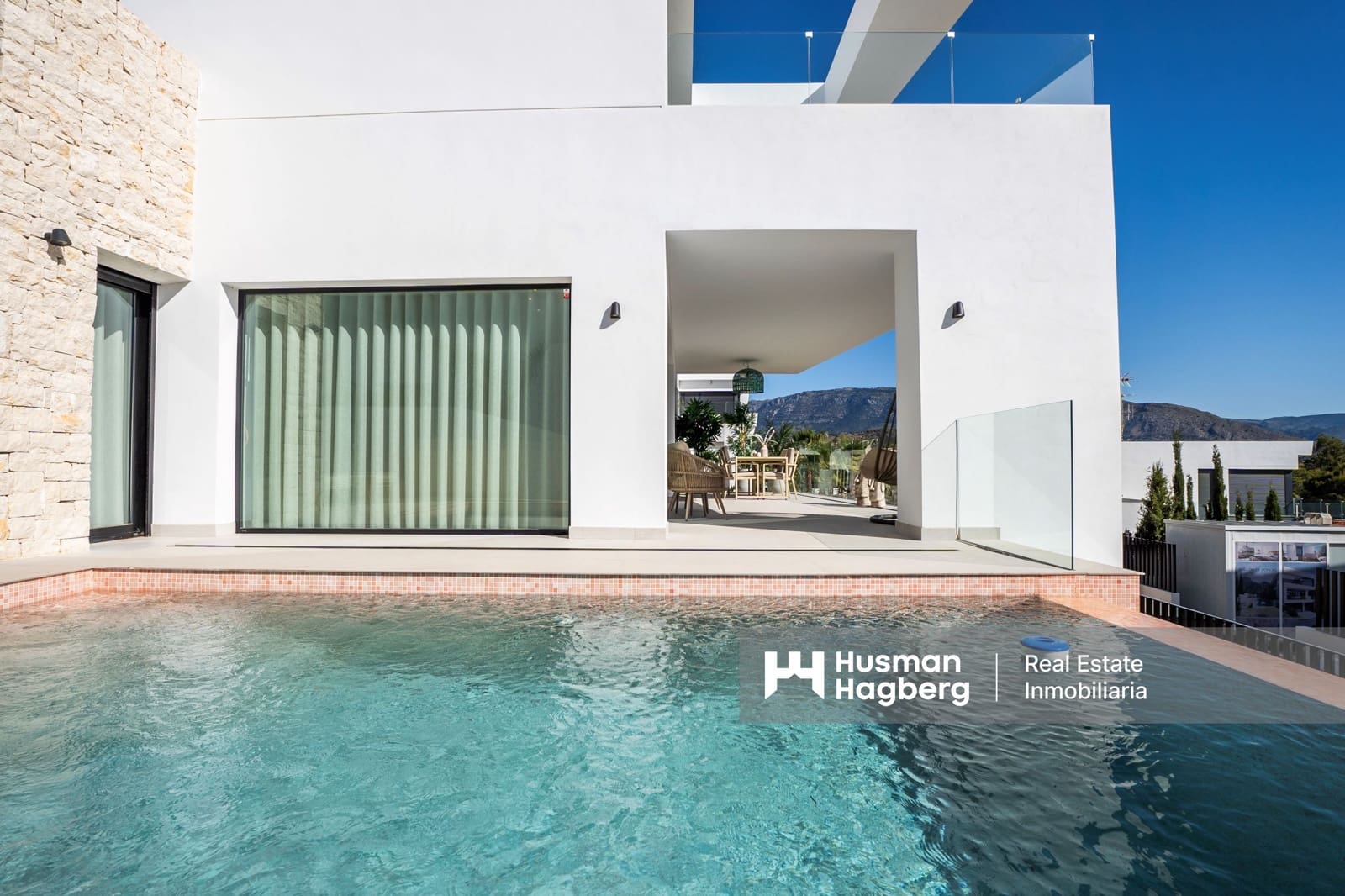 3 bedroom Villa for sale in Polop with pool - € 795,000 (Ref: 9830509)