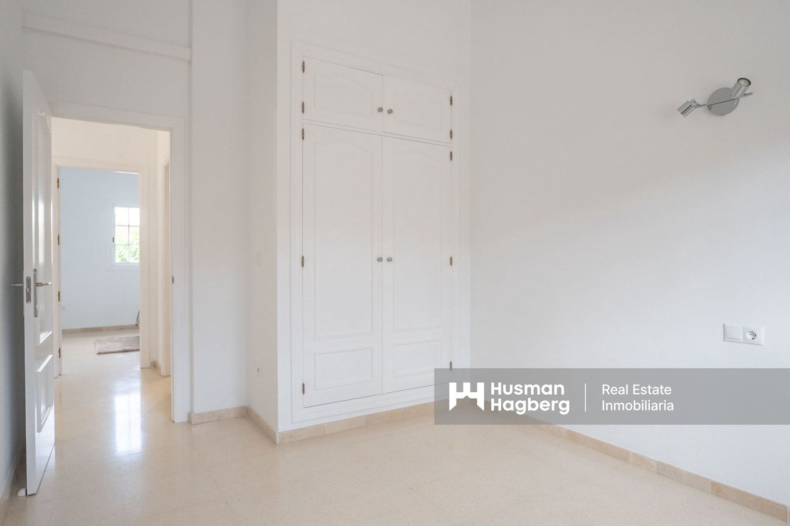 3 bedroom Townhouse for sale in Albir with pool - € 454,900 (Ref: 9850824)